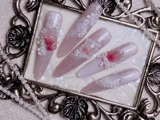 ネイル KARI ネイルサロンのネイルデザイン