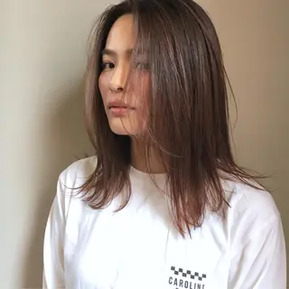 セミロング カラー 上川 美幸のヘアスタイル
