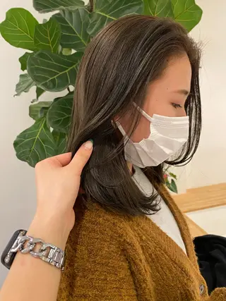 セミロング 🎀調布仙川透明感オ リーブカラー干莉🎀のヘアスタイル