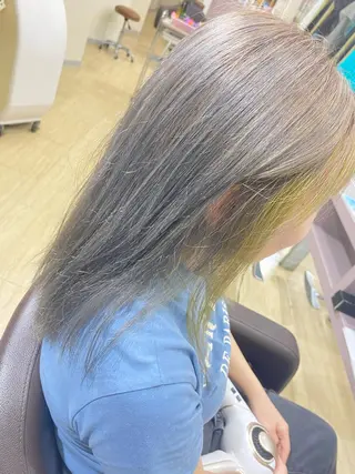 セミロング 内田 遥香のヘアスタイル