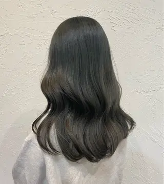 カラー 松野 心音のヘアスタイル