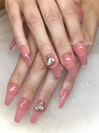 ネイル studio tam 髙橋彩夏のネイルデザイン