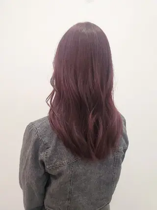 カラー 齋藤 愛美のヘアスタイル