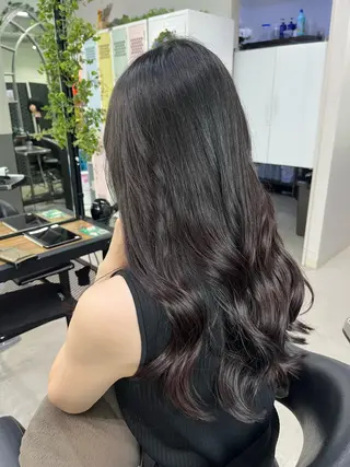 ロング 🌼ブリーチ特化 カラー職人こまち🌼のヘアスタイル