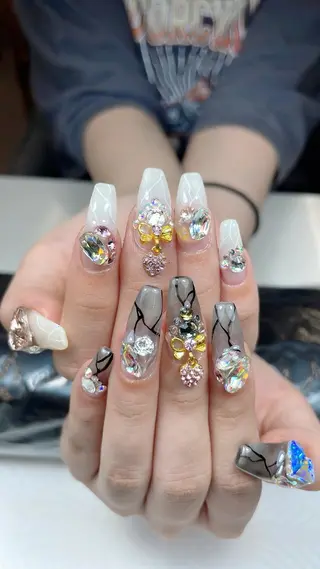 ネイル Munail サロン所属・むねいる nail salonのネイルデザイン