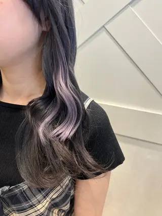 セミロング 横浜美容師♪カラー 💟しゅり☘️🤍のヘアスタイル