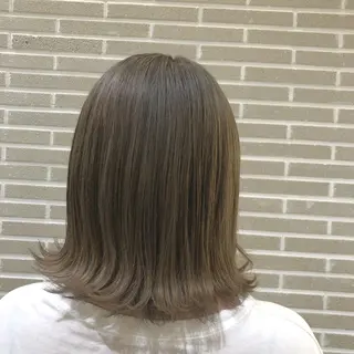 ミディアム 植田 菜月のヘアスタイル