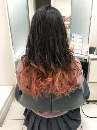 ロング カラー 渕向 克海のヘアスタイル