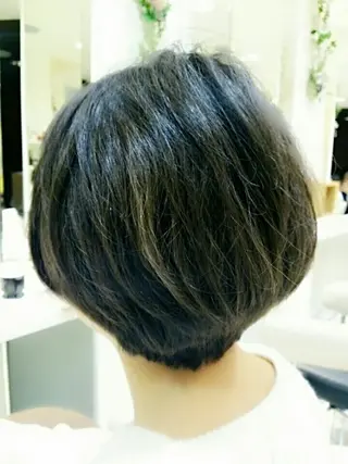 ショート カラー 🌈ぷる艶カラー🌈 髪質改善👑柳沼尚貴のヘアスタイル