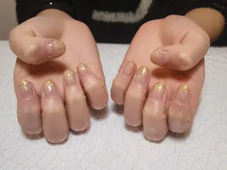 ネイル FREJA所属・越前谷 小春のネイルデザイン