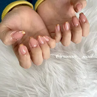 ネイル 𝓇𝒶𝓃𝒶𝓃 𝓃𝒶𝒾𝓁のネイルデザイン