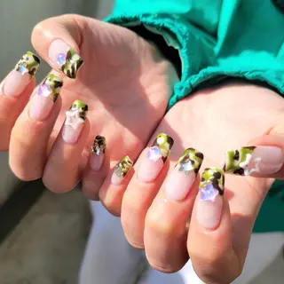ネイル Natsumi 🦊  Nailのネイルデザイン
