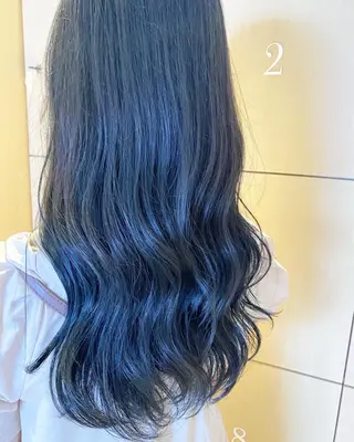 カラー inity Esakaのヘアスタイル