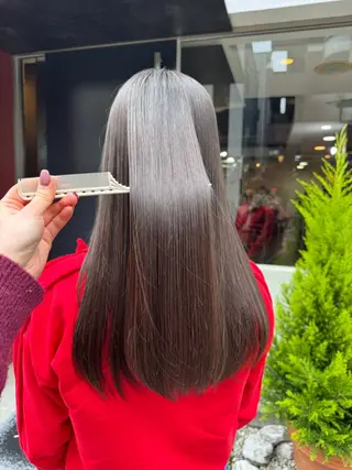 ロング 透明感カラー🌱 🍑天野琴音🍑のヘアスタイル