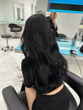 ロング カラー ヘアアレンジ 艶カラー/ハイトーン /レイヤーカットのヘアスタイル