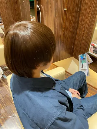 カラー メンズ 金子 珠梨のヘアスタイル