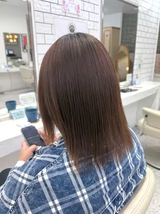 ミディアム LOMARLIE/ NATUMIのヘアスタイル