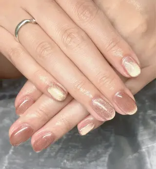 ネイル 高木 維麗絲のネイルデザイン