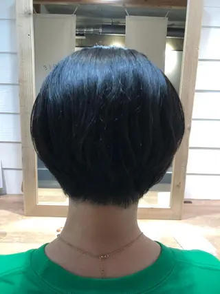 ショート Annie 吉田 裕美のヘアスタイル