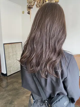 カラー 艶カラー🫧 MOMOYOのヘアスタイル