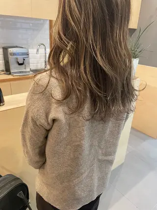 ロング LORO.hairmake&spa所属・山﨑 ひよりのヘアスタイル