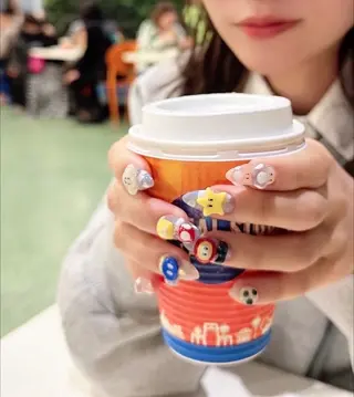 ネイル AKANE 🧴のネイルデザイン