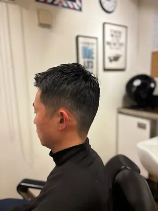 ショート メンズ SUPERCOOL   and RICO.所属・山室 恵介のヘアスタイル