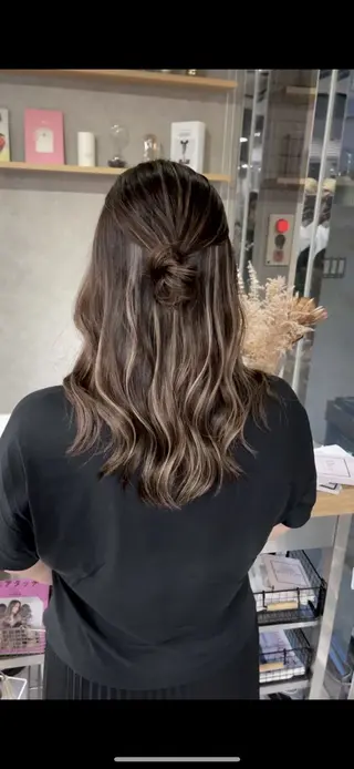 セミロング REDEAL ope.所属・KAIRI/大宮/ メンズバレイヤージュのヘアスタイル