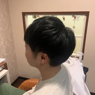 ショート メンズ よしだ しおりのヘアスタイル