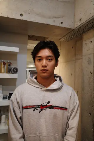ショート パーマ メンズ 宮崎 恵多のヘアスタイル