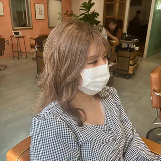 セミロング カラー ヘアアレンジ Elilume所属・瀧澤 美月のヘアスタイル