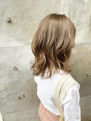 セミロング カラー JIL BLAN所属・JIL BLAN NAOのヘアスタイル