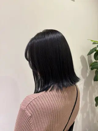 カラー 櫻井 莉子のヘアスタイル