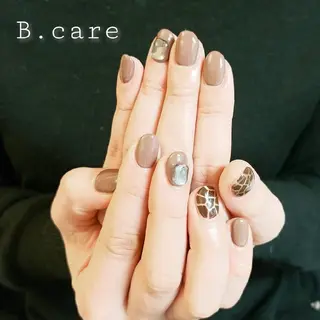 ネイル B.care自由ヶ丘所属・早坂  のネイルデザイン