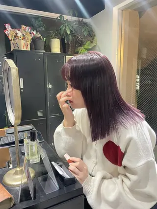 カラー ミルクティーベージュ ブリーチ🖤サヤカのヘアスタイル