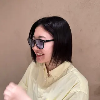 ショート カラー ヘアアレンジ 飯島 美海のヘアスタイル