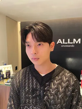 ショート パーマ メンズ YUKI🇰🇷 カルマ／ダウンパーマのヘアスタイル