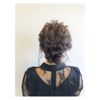 ヘアアレンジ ブリーチカラー🌈 石垣翔太のヘアスタイル