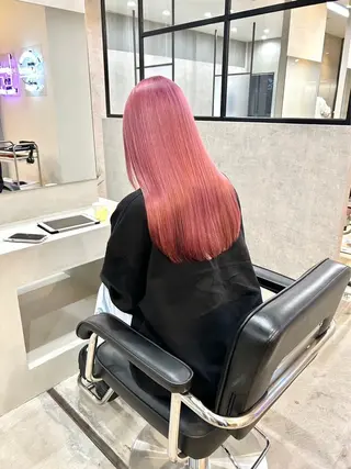 カラー 杉森 蘭琉のヘアスタイル