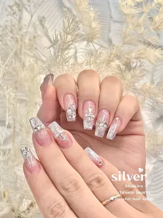 ネイル Lynn_ Nailのネイルデザイン