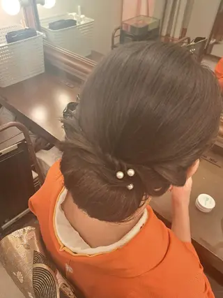 ヘアアレンジ セミロング 町屋フォトスタジオ希ノ和所属・案西 美里のヘアスタイル