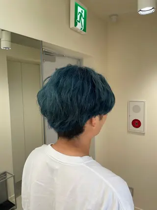 カラー メンズ NaVIユウジ ブリーチカラーのヘアスタイル