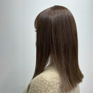 ミディアム 山本 佳奈のヘアスタイル