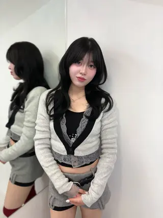 ロング ATRA所属・ワンホン級艶髪 🤍𝑀𝐼𝐻𝑂のヘアスタイル