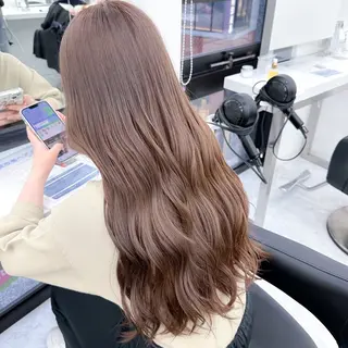 ロング カラー ヘアアレンジ 艶髪ハイトーン🫧 Kurehaのヘアスタイル