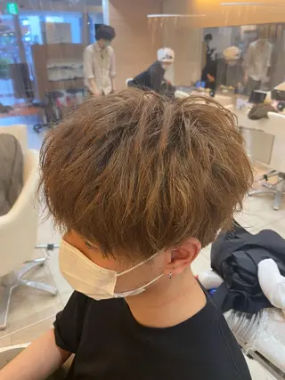 ショート カラー メンズ 塩谷黎✨ブリーチ無W カラーメンズパーマ✨のヘアスタイル