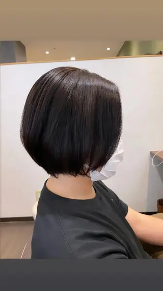 ショート ﾅﾁｭﾗﾙ艶ｶﾗｰ 戸田めぐみのヘアスタイル