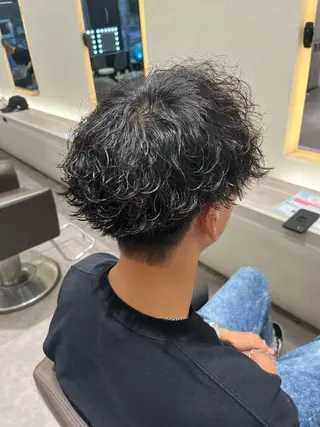 パーマ メンズ 吉見 涼のヘアスタイル