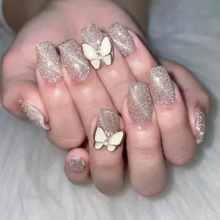 ネイル 🦋ネイルサロン ブラン🌈ゆりのネイルデザイン