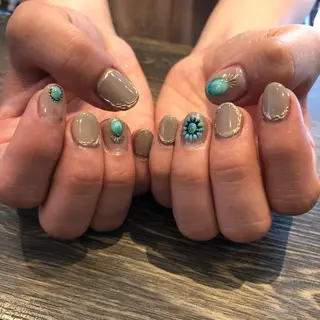 ネイル Risa　/ EARTH小山のネイルデザイン